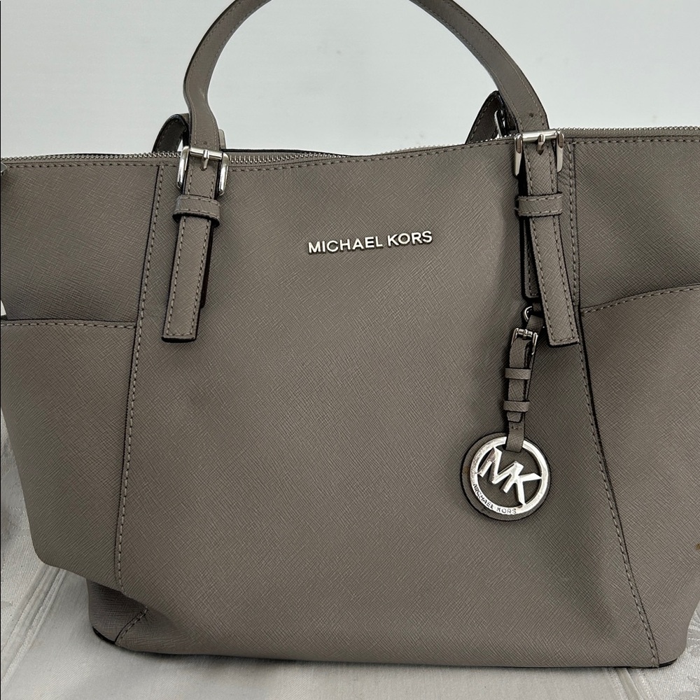 Michael Kors Jet Set Light Gray leather Handbag Tote